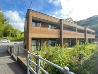 ウィステリアスプリングス