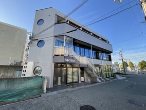 サンセリテビル