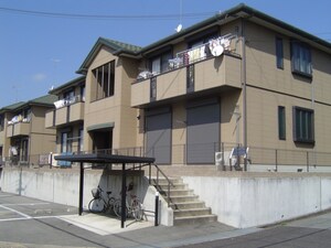 シャーメゾンヒロA棟
