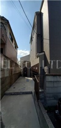 アビタシオン旗の台