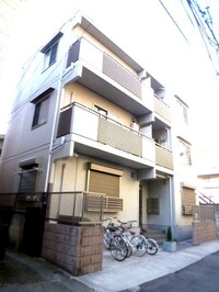 パインヒルズ