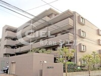 ガーデンクレス