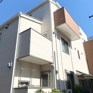 Hill Top 本郷