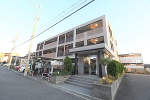 グランリーオセルカ西町