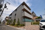 シャーメゾン加賀