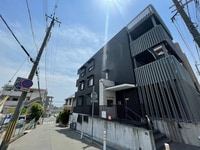 La　base secrete 甲南山手