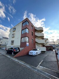 ロイヤルハイツ本多聞