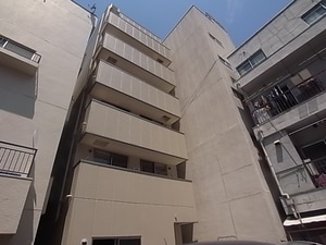 パレス湊川