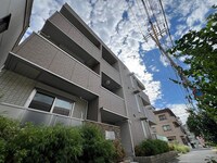 ローレル上河原
