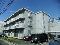 メゾンアイリス