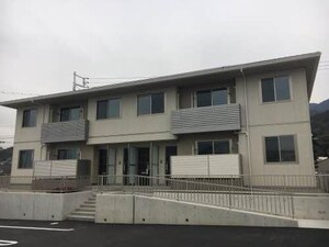 マナハイツC