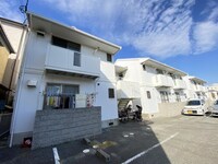 ホワイトヴィラ弐番館