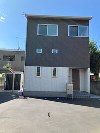 平出蔵のある家