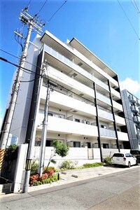 ラ・ルミエール塚本