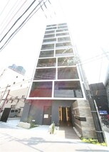 GLUCKMAISON/S-EBIE XI