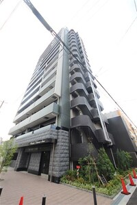 プレサンス塚本駅前