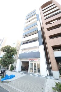 モノトーン難波