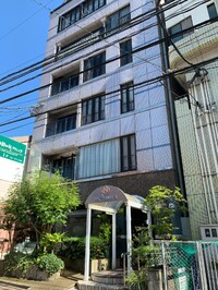 ヤマサンビル