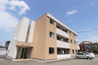 ブライトコート中川原