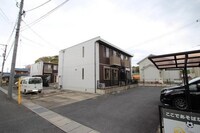 コンフォレスト白壁　B