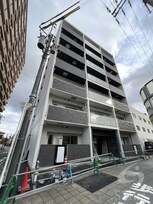 カウニスルーチェ