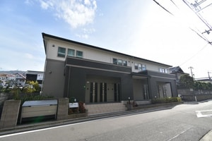 ウエストヴィラ