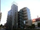 ファーストアヴェニュー