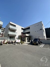 シャーメゾン　クオレール