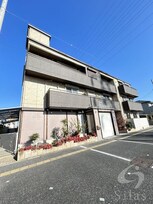 モアフィリアル　