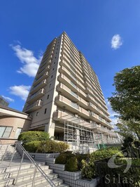 メゾンドールラーバンレイクスⅠ番館