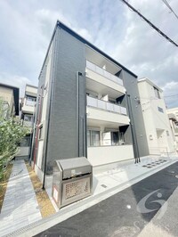 アバンティオエクラ