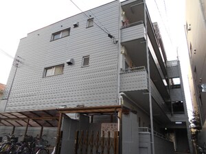 フェリーチェコート