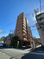 クレタ県庁前