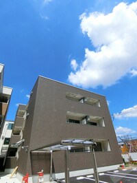 サン　フィオーレ長尾Ⅱ番館