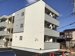 リヴェール助松