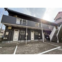 レピュート高岡B