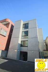 フルエスト市川