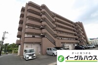フィールドパレス