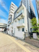 アハイブ箱崎駅前