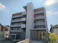 クローバー英賀保駅前