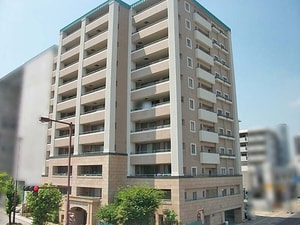 サンヒルズ坂田町