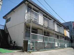 岡田ハイツ