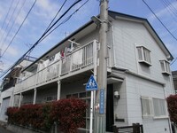 榎本ハイツ