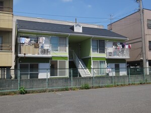 金屋ハイツ