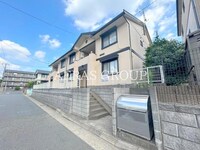 フラット松飛台 B