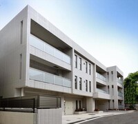 プラチナヴィレッジ