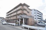 ファミーユ博多南
