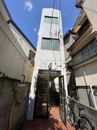 ハイツプリメーロ