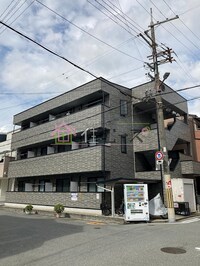 アンプルールフェールドミール