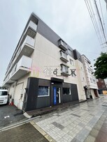 スリースター鶴町
